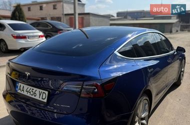 Седан Tesla Model 3 2018 в Киеве