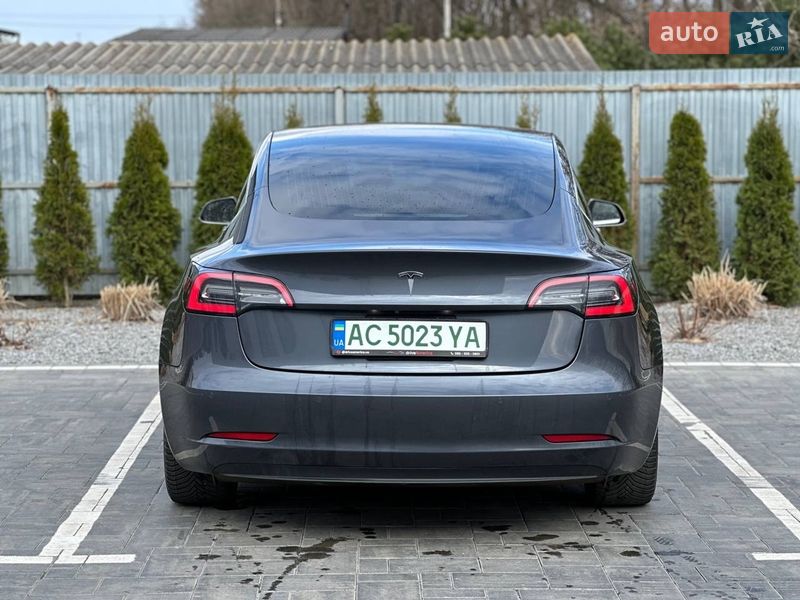 Седан Tesla Model 3 2019 в Луцке фото 5 Седан Tesla Model 3 2019 в Луцке