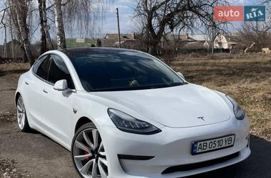 Седан Tesla Model 3 2018 в Вінниці