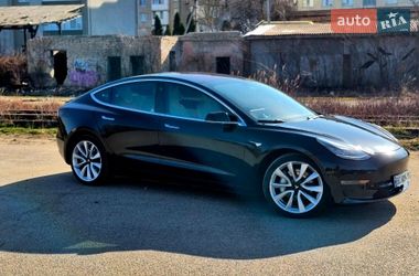 Седан Tesla Model 3 2018 в Луцке