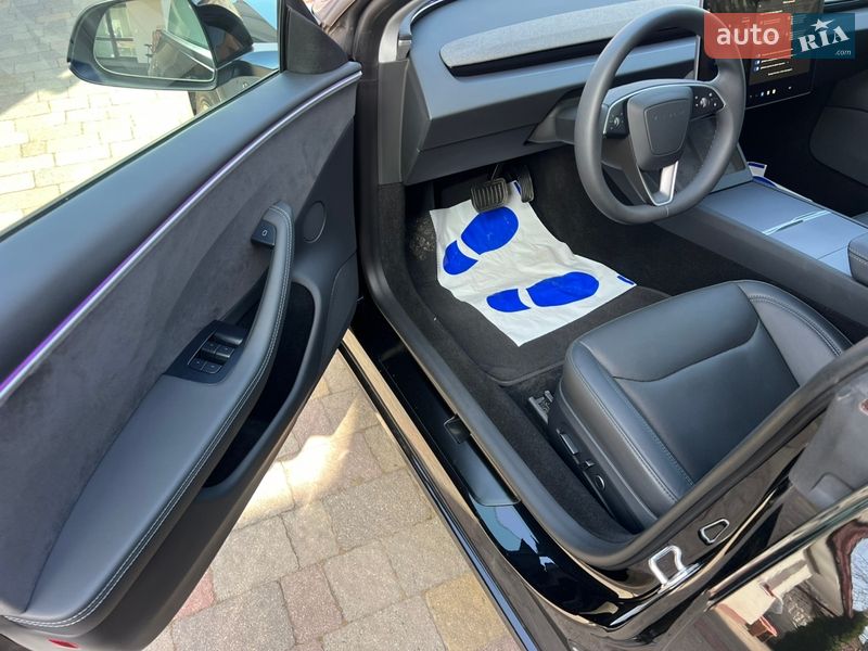 Седан Tesla Model 3 2024 в Ковеле