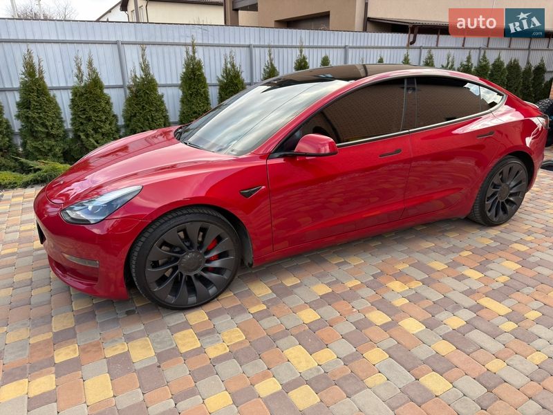 Седан Tesla Model 3 2021 в Белой Церкви