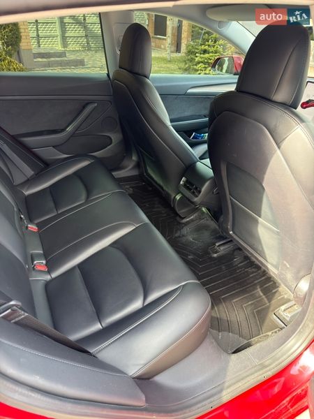Седан Tesla Model 3 2021 в Белой Церкви
