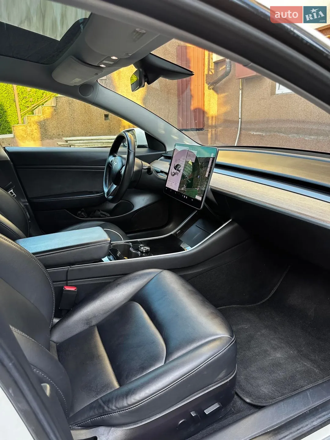2018 Tesla Model 3 - мініатюра 10