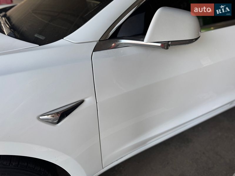 Седан Tesla Model 3 2018 в Киеве фото 25 Седан Tesla Model 3 2018 в Киеве