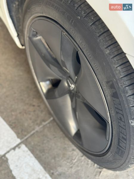 Седан Tesla Model 3 2018 в Киеве фото 33 Седан Tesla Model 3 2018 в Киеве