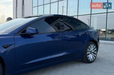 Седан Tesla Model 3 2025 в Хусте