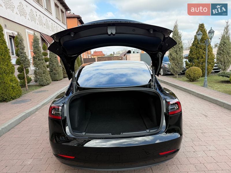 Седан Tesla Model 3 2023 в Стрые фото 41 Седан Tesla Model 3 2023 в Стрые