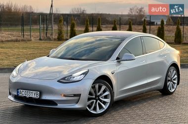 Седан Tesla Model 3 2017 в Луцьку