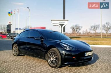 Седан Tesla Model 3 2023 в Одессе
