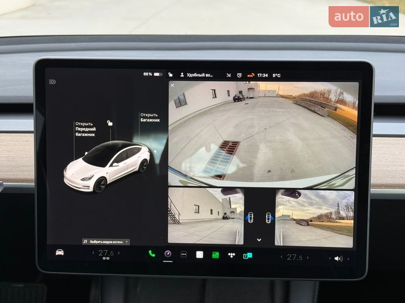 Седан Tesla Model 3 2021 в Луцке