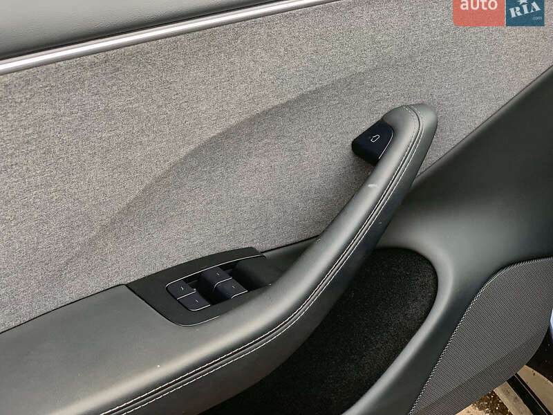 Седан Tesla Model 3 2024 в Виннице фото 16 Седан Tesla Model 3 2024 в Виннице