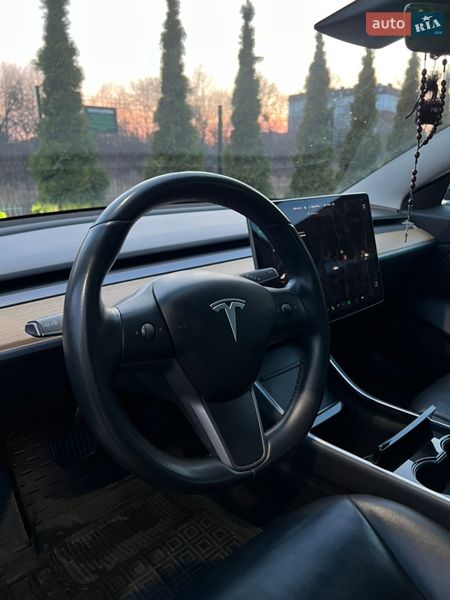 Седан Tesla Model 3 2019 в Львове фото 12 Седан Tesla Model 3 2019 в Львове