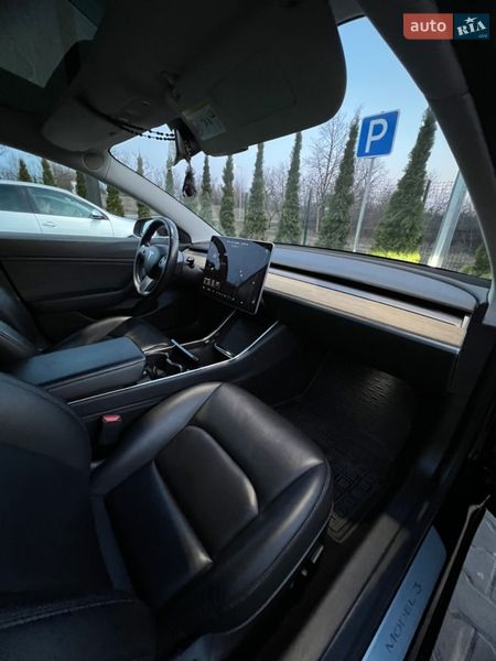 Седан Tesla Model 3 2019 в Львове фото 17 Седан Tesla Model 3 2019 в Львове