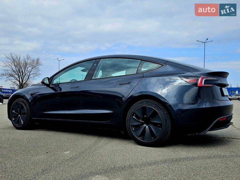 Седан Tesla Model 3 2025 в Днепре фото 6 Седан Tesla Model 3 2025 в Днепре