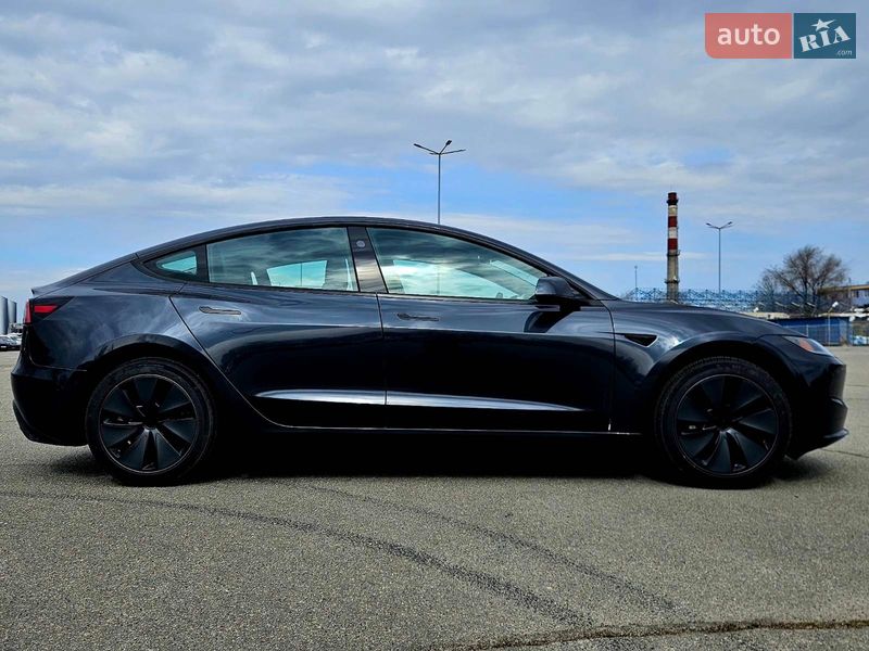 Седан Tesla Model 3 2025 в Днепре фото 16 Седан Tesla Model 3 2025 в Днепре