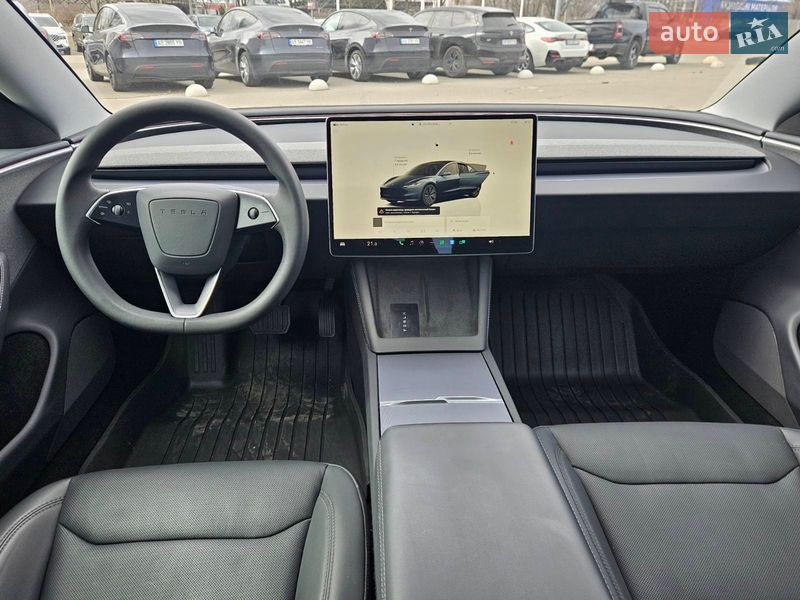 Седан Tesla Model 3 2025 в Днепре фото 26 Седан Tesla Model 3 2025 в Днепре