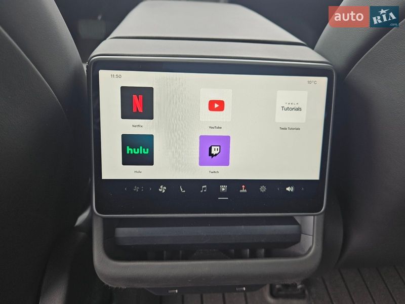 Седан Tesla Model 3 2025 в Днепре фото 31 Седан Tesla Model 3 2025 в Днепре