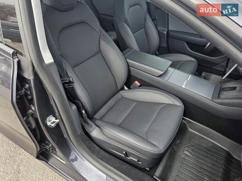 Седан Tesla Model 3 2025 в Днепре фото 35 Седан Tesla Model 3 2025 в Днепре
