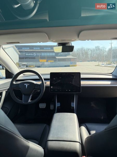 Седан Tesla Model 3 2020 в Львове фото 22 Седан Tesla Model 3 2020 в Львове