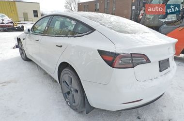 Седан Tesla Model 3 2023 в Ивано-Франковске