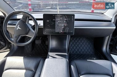 Седан Tesla Model 3 2019 в Днепре