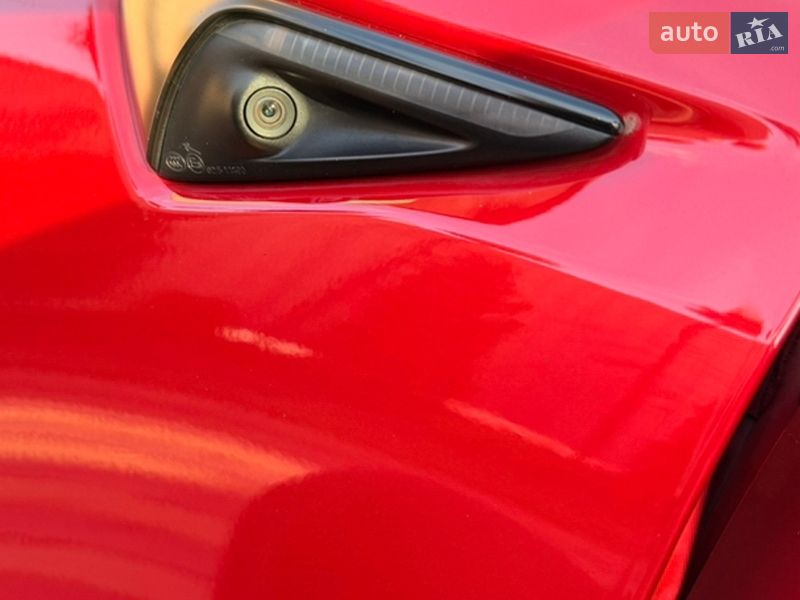 Седан Tesla Model 3 2022 в Виннице