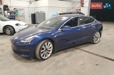 Tesla Model 3 2018
