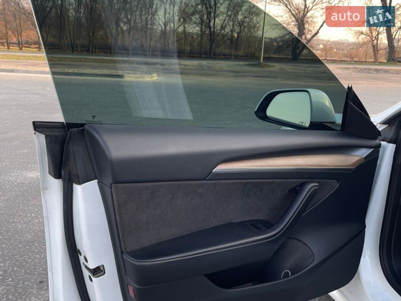 Седан Tesla Model 3 2022 в Запорожье фото 16 Седан Tesla Model 3 2022 в Запорожье