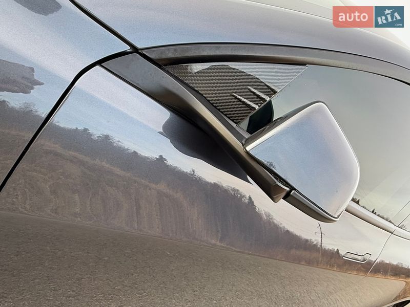 Седан Tesla Model 3 2023 в Трускавце