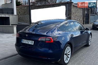 Седан Tesla Model 3 2023 в Тернополе