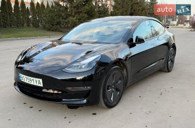Седан Tesla Model 3 2023 в Тернополе