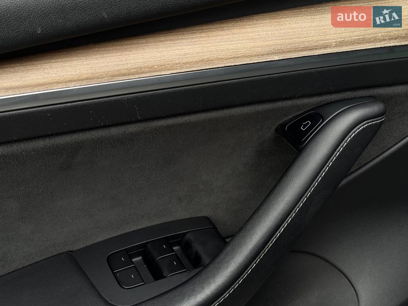 Седан Tesla Model 3 2022 в Ровно фото 23 Седан Tesla Model 3 2022 в Ровно