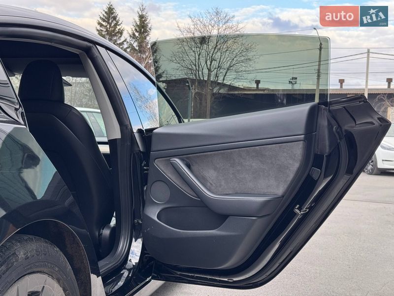 Седан Tesla Model 3 2022 в Ровно фото 45 Седан Tesla Model 3 2022 в Ровно