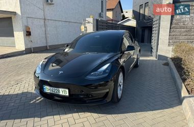 Седан Tesla Model 3 2022 в Одессе