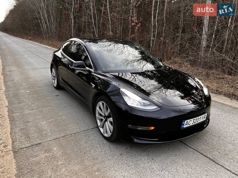Седан Tesla Model 3 2018 в Ковеле