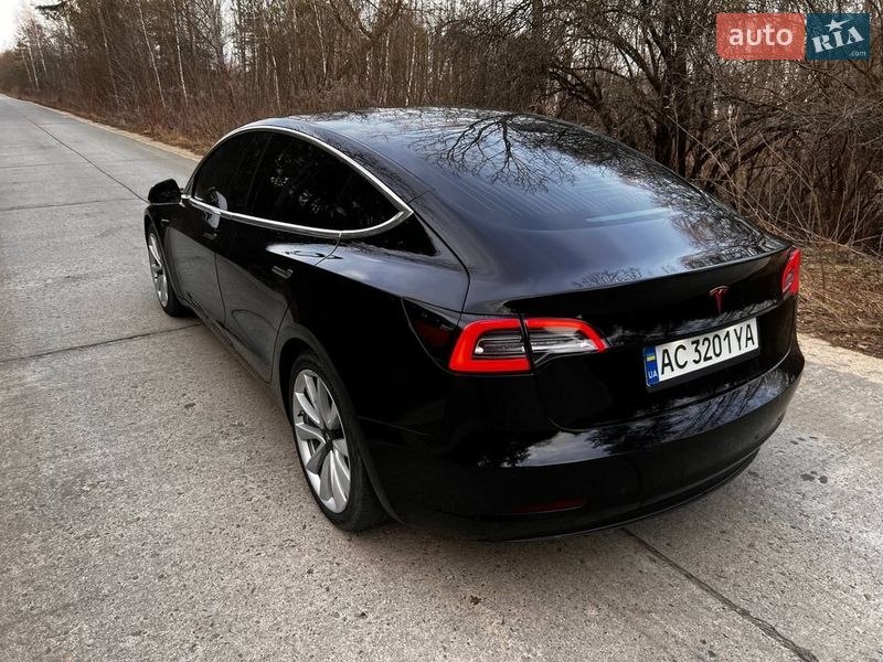 Седан Tesla Model 3 2018 в Ковеле