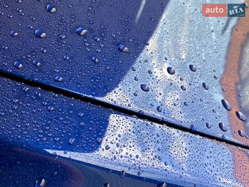 Седан Tesla Model 3 2019 в Ужгороде