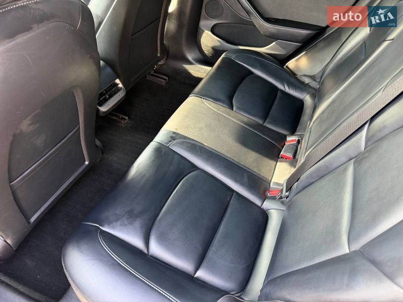 Седан Tesla Model 3 2022 в Луцьку фото 18 Седан Tesla Model 3 2022 в Луцьку