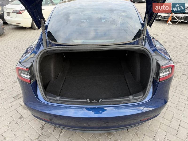 Седан Tesla Model 3 2021 в Луцьку фото 13 Седан Tesla Model 3 2021 в Луцьку