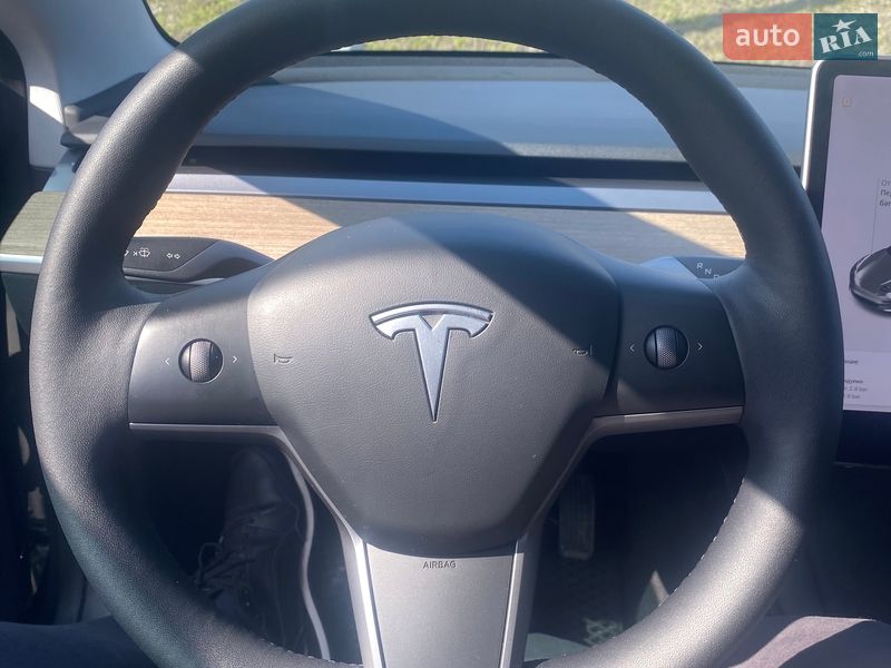 Седан Tesla Model 3 2021 в Софіївській Борщагівці