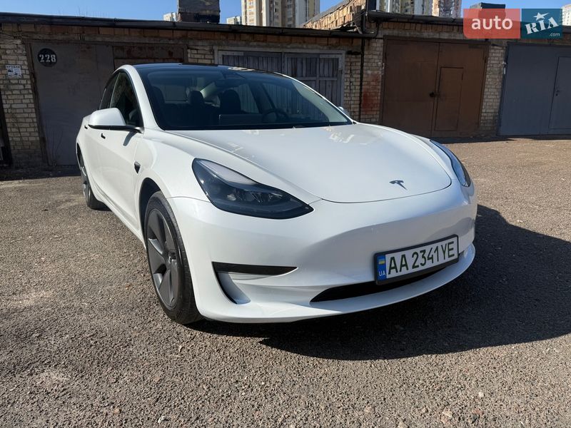 Седан Tesla Model 3 2023 в Киеве фото 16 Седан Tesla Model 3 2023 в Киеве
