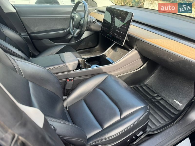 Седан Tesla Model 3 2019 в Одессе фото 27 Седан Tesla Model 3 2019 в Одессе