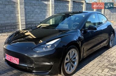 Седан Tesla Model 3 2021 в Рівному