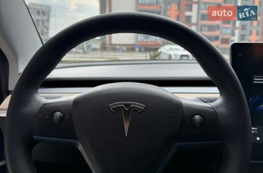 Седан Tesla Model 3 2021 в Тернополе