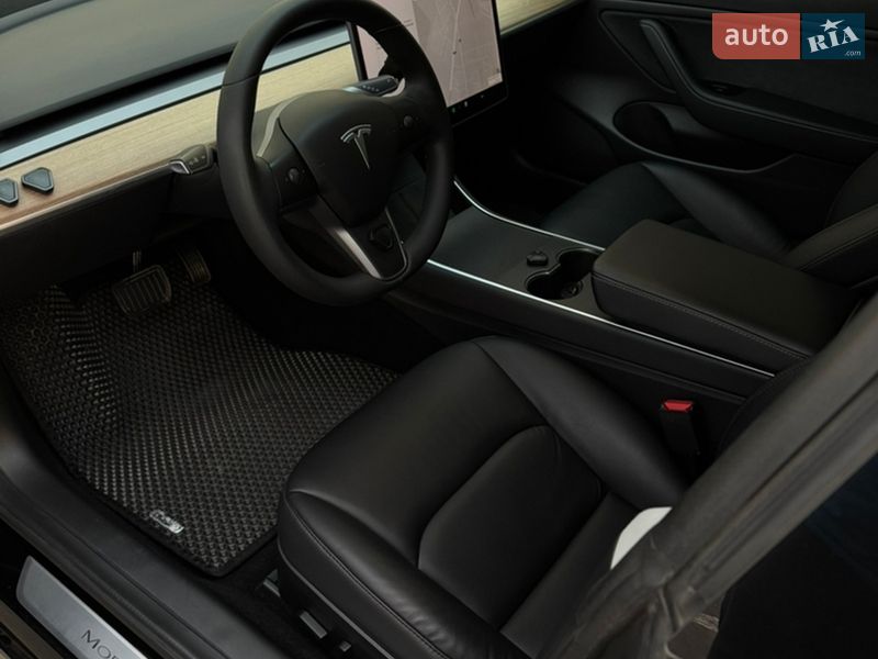Седан Tesla Model 3 2020 в Києві фото 12 Седан Tesla Model 3 2020 в Києві