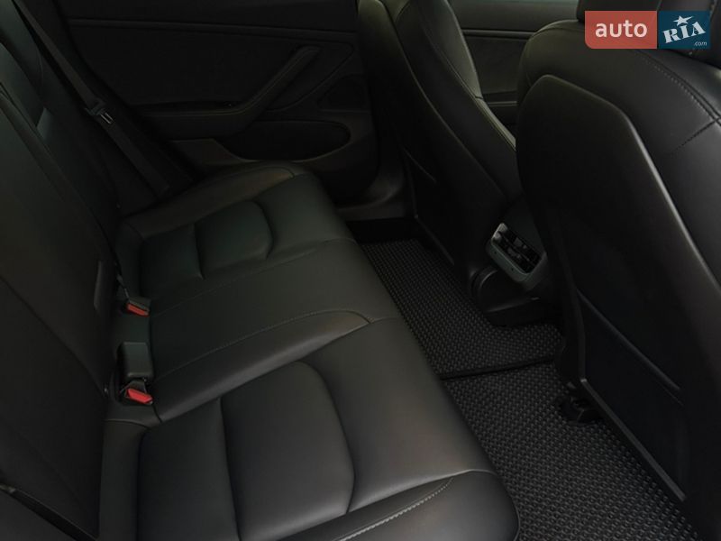 Седан Tesla Model 3 2020 в Києві фото 17 Седан Tesla Model 3 2020 в Києві