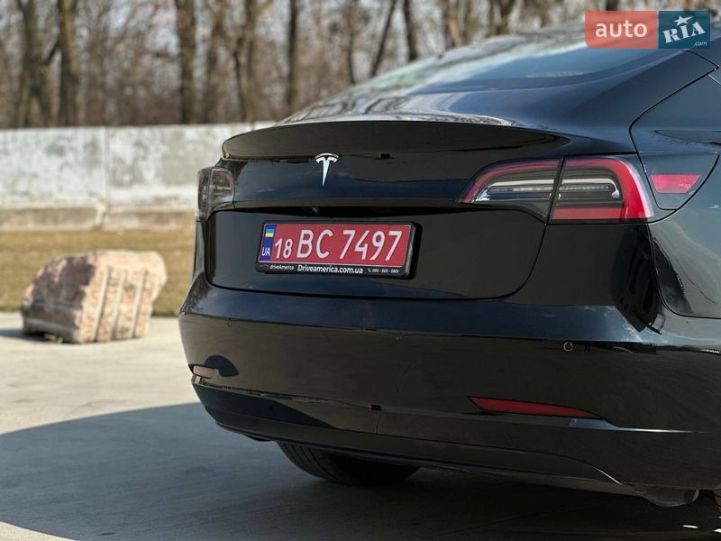 Седан Tesla Model 3 2019 в Луцьку фото 8 Седан Tesla Model 3 2019 в Луцьку