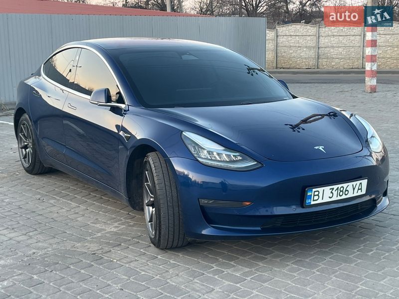 Седан Tesla Model 3 2018 в Козельщине фото 12 Седан Tesla Model 3 2018 в Козельщине