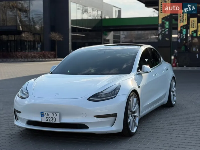 Tesla Model 3